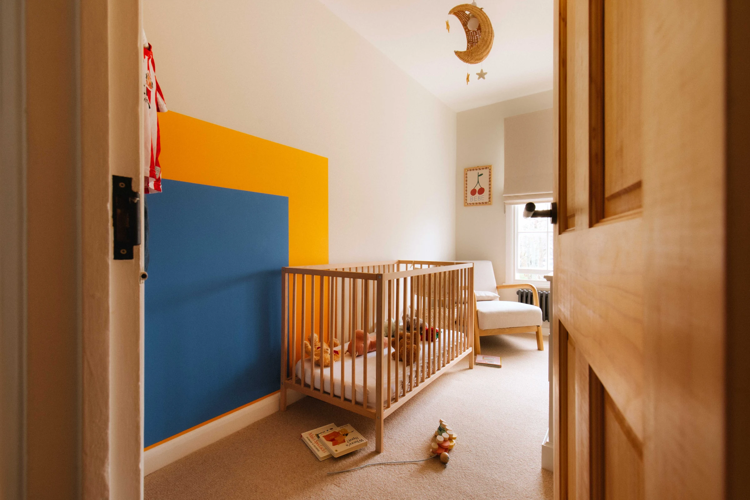 Rooms of Neighbours — Ghislaine Leung