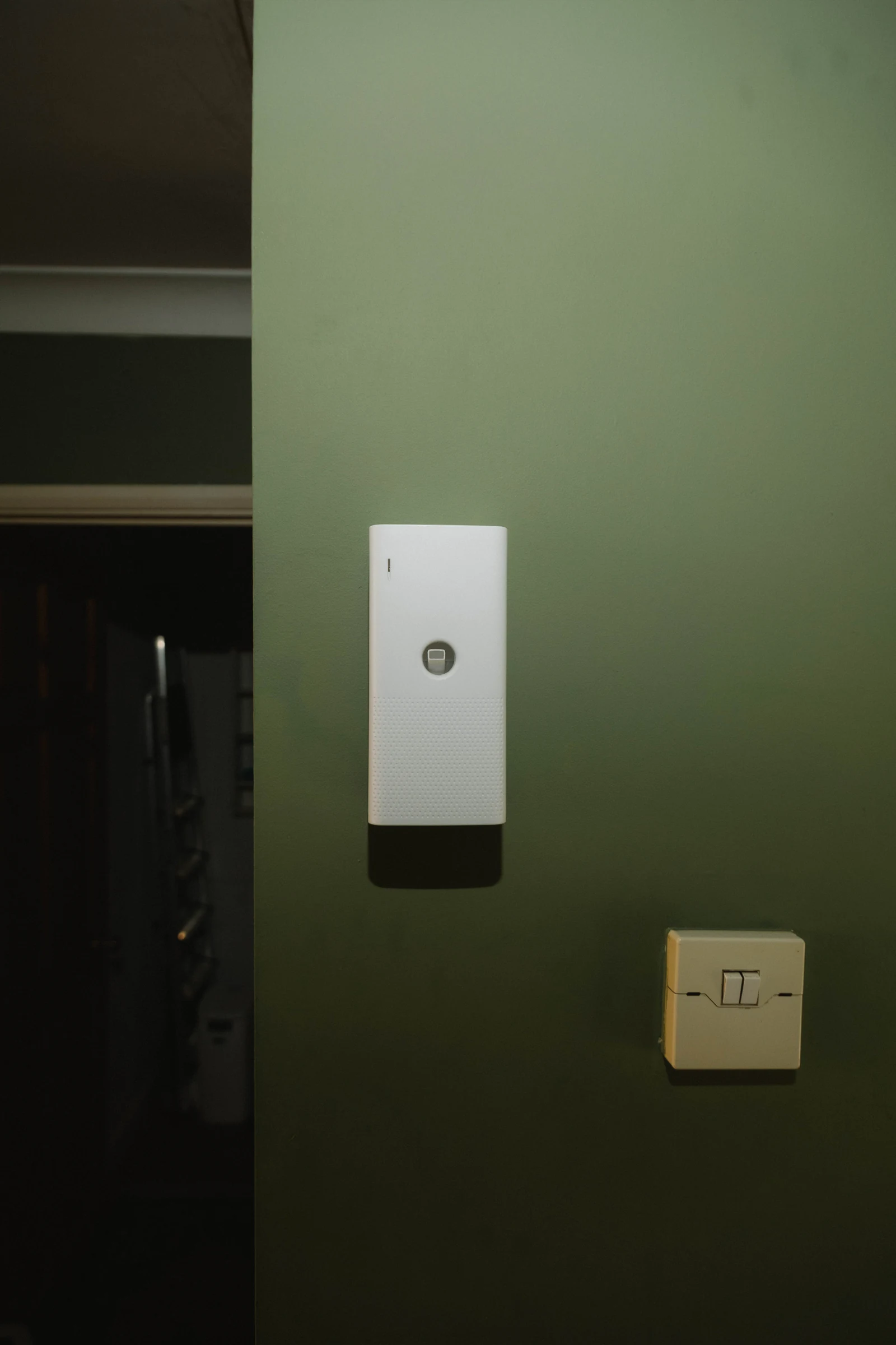 Rooms of Neighbours — Racheal Crowther